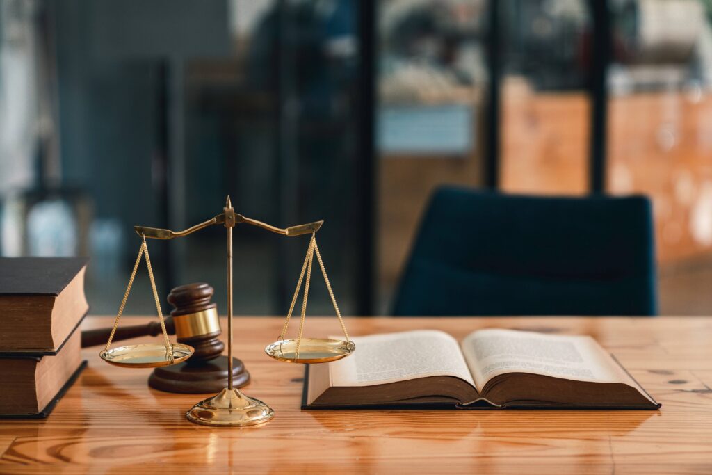 Demanda entre hermanos coherederos