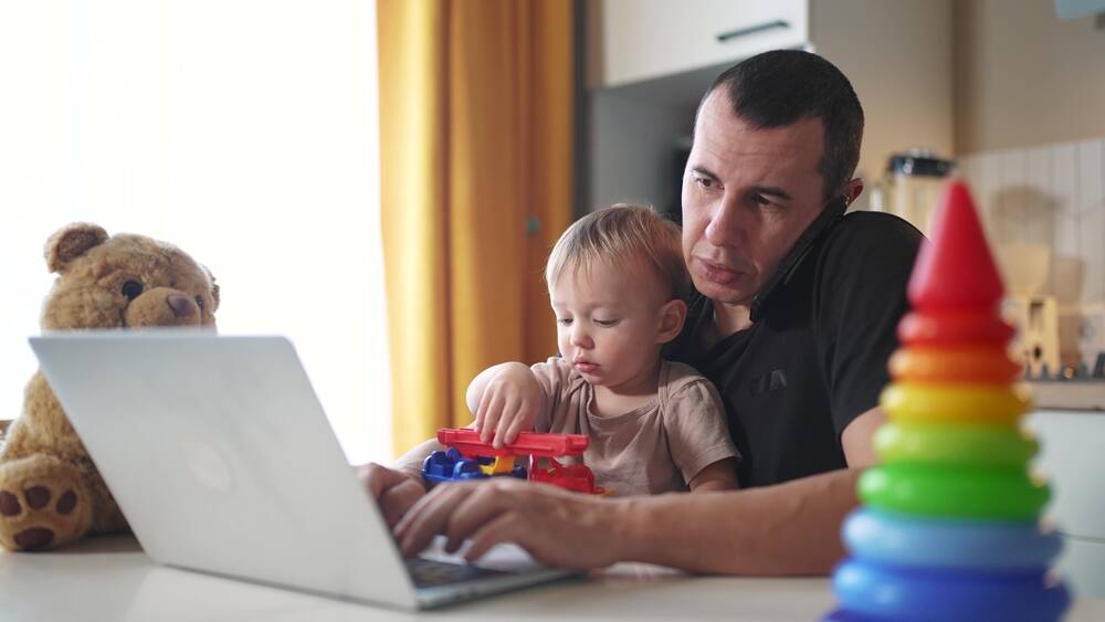 Excedencia por cuidado de hijos y trabajo en otra empresa