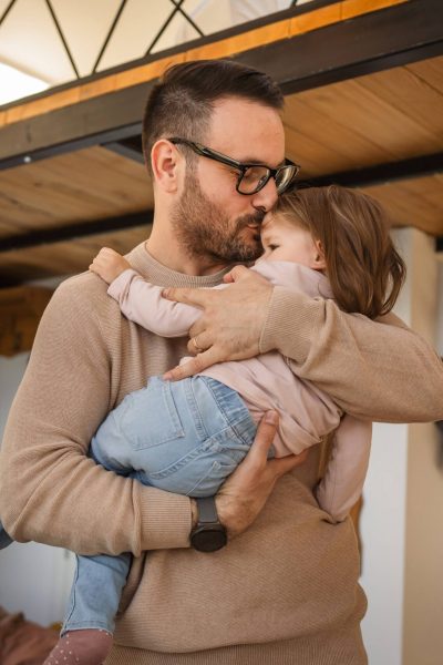 Comunicación y visitas entre menor y progenitor