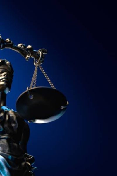 Mensajes difamatorios tras el despido