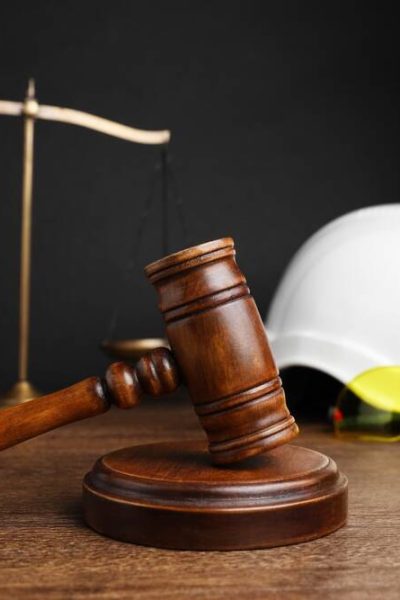 Sentencias de interés en el ámbito laboral: convenio, salario, it