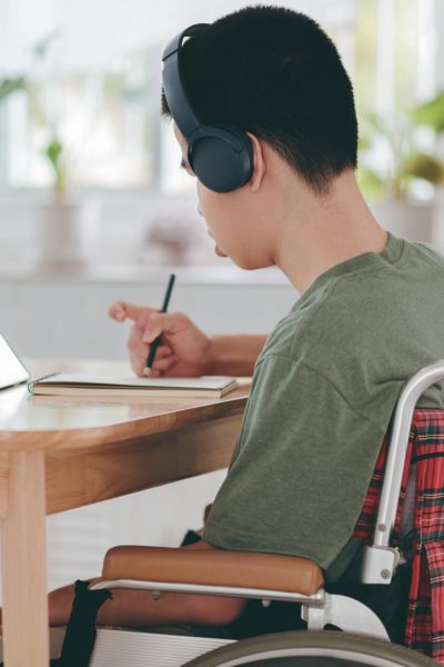 Vivienda familiar adjudicada a madre e hijo con discapacidad